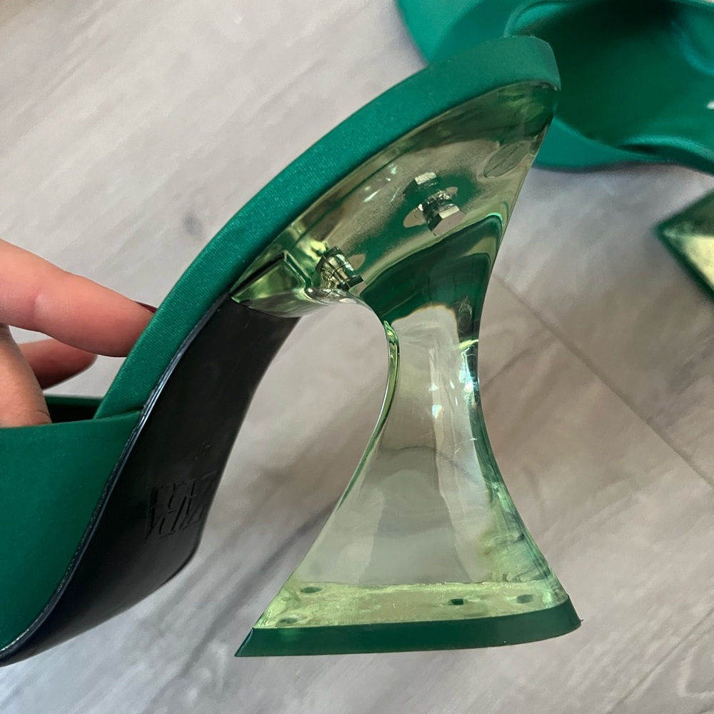 Emerald green Zara heels - Picture 3 of 10